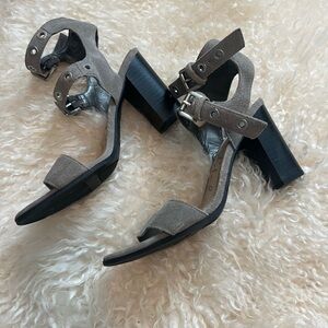 Sam Edelman Enya Stylish Gray Suede Women's Heels